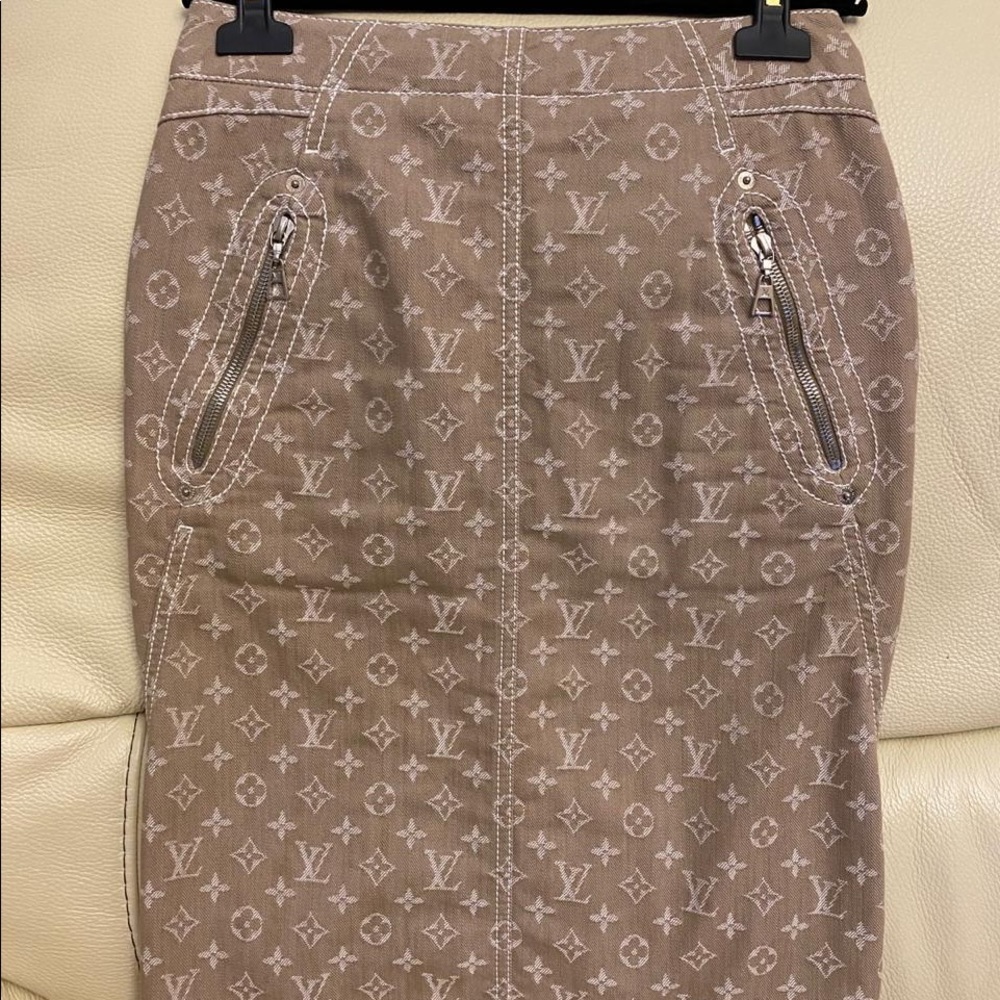 Louis Vuitton Monogram MIDI Skirt